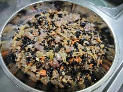 卵、塩漬け野菜、キクラゲ、椎茸入り蒸しミートローフの作り方：13