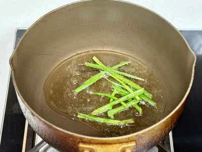 ネギ油チキン細切りの作り方：3