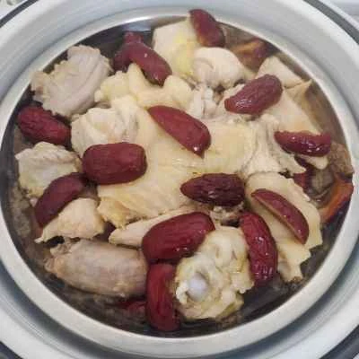 蒸し鶏と鹿角茸のレシピ