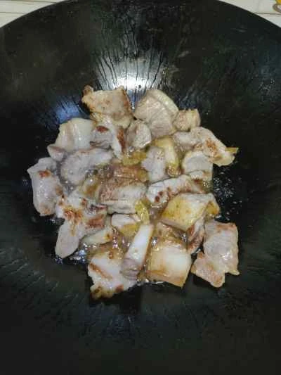 客家風ニンニク煮豚のレシピ手順：6