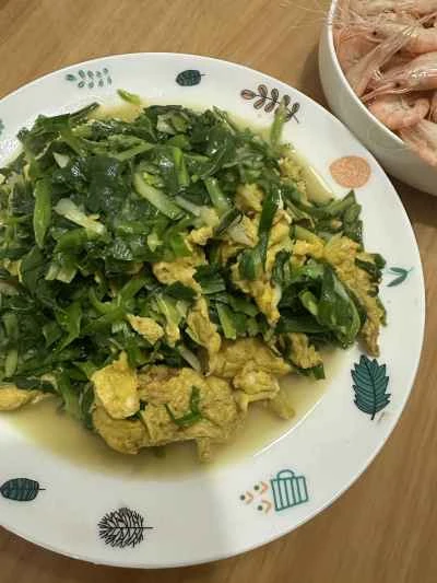 春ニラ入り卵炒めのレシピ