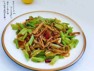 セロリ焼きそばの作り方：9