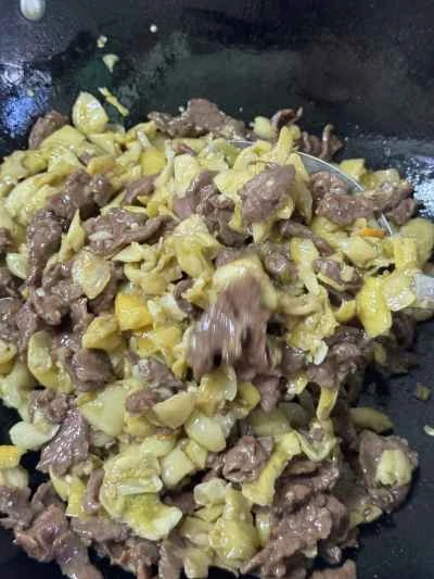 きゅうりの皮と牛肉の炒め物の作り方：11