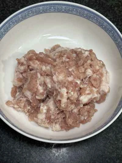 ひき肉と冬野菜の炒め物の作り方：1