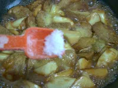 水タケノコ入りベジタリアンチキンの煮込みの作り方：13