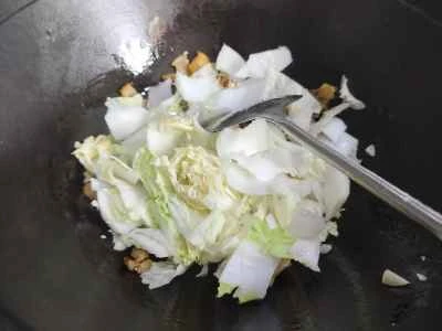 豚肉の皮とキャベツの煮込みの作り方：4