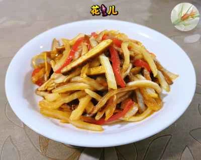 白菜の茎と赤ピーマン、干し豆腐の炒め物のレシピ