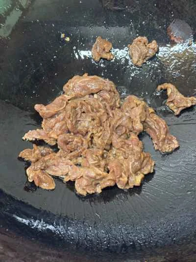 牛肉とレンコンの炒め物の作り方：6