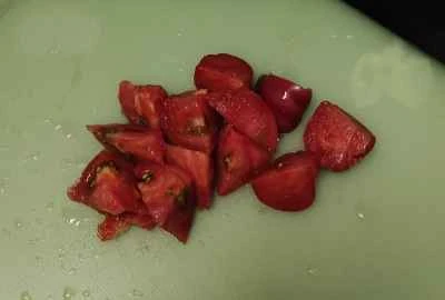 ジャガイモとトマトの煮込み牛肉の作り方:2