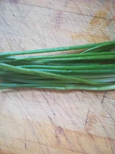 玉ねぎとキノコの炒め物の作り方：2