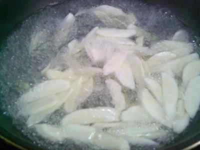 水竹を使ったランチョンミート炒めの作り方：6