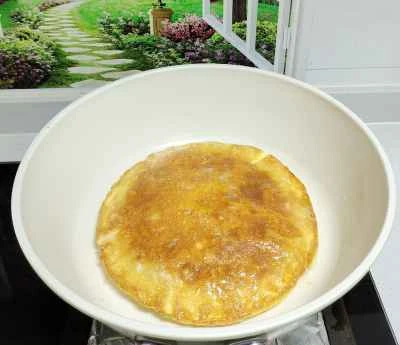 小銀魚とネギ入り目玉焼きの作り方：7