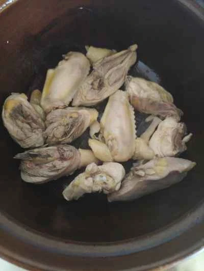 ベビーチンゲン菜と春雨を使った鶏肉の煮込みの作り方：5