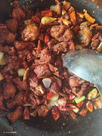 スパイシーな角切りチキンの作り方：10