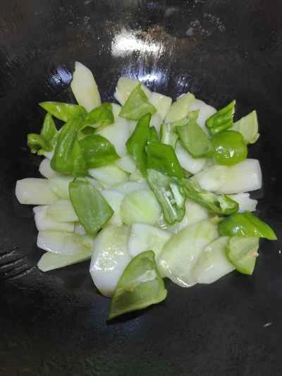 牛肉とキュウリの炒め物の作り方：11