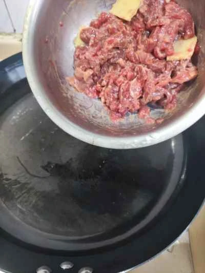 羊肉とネギの炒め物の作り方：6