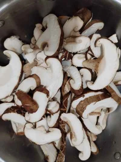 椎茸炒めの作り方：1