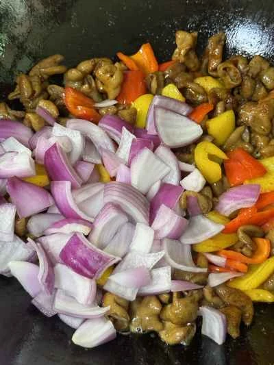 乾鍋で煮込んだ豚腸の作り方：10