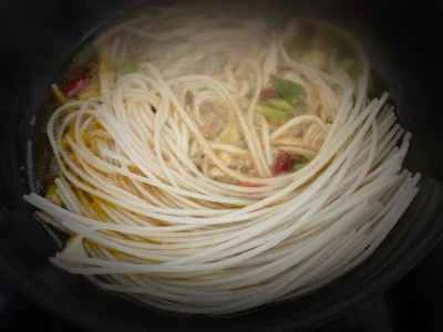 セロリ焼きそばの作り方：6