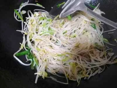 ニラともやし炒めの作り方：4